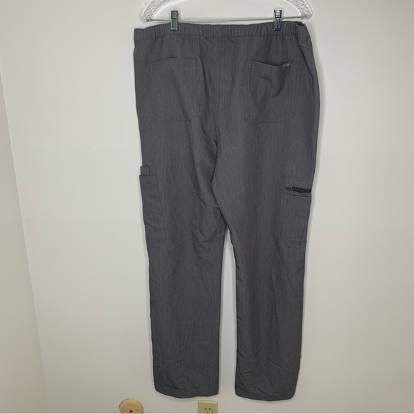Figs dark grey cargo straight leg scrub pants - Picture 6 of 8